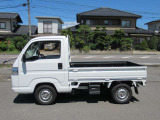 働く車ですので、キズや小凹み、やや錆などあります。全部直すと車両価格が上がるので、そのままです。もちろん別途費用で直して納車も可能です