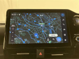 いまや必須装備「ナビゲーション」搭載!知らない場所に、スイスイッとドライブ。なんて便利な機能でしょうか?もう、これなしではハンドルを握れませんね!でも、運転中の操作は危険ですのでご注意ですね♪
