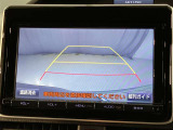 【バックカメラ】あると便利なバックカメラ装備!駐車時に後方がリアルタイム映像で確認できます。立体駐車場や夜間の車庫入れ時に大活躍!運転スキルに関わらず、今や必須となった装備ですね♪