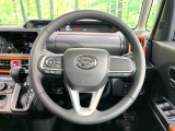 【純正革巻きステアリング】上質な革を使用することで、手にしっかり馴染みとても運転しやすいハンドルです♪