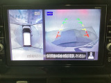 【アラウンドビューモニター】車を上空から見下ろしているかのように、直感的に周囲の状況を把握できます♪