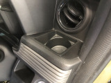 【ドリンクホルダー】こちらにドリンクホルダーがついています!