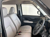 ゆったりとした運転席で、快適なドライブをサポートします!