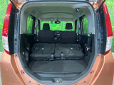 普段のお買い物や通勤、送迎等に十分な荷室スペースを確保しております。セカンドシートを倒すと、大きな荷物の積載も可能です♪