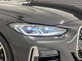 BMWレーザーライトとても明るく配光も良いので夜間の運転も安心です。