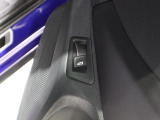 ☆運転席のスイッチで電動リヤゲートのオープン操作ができます。