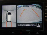 上からの視点で狭い駐車場への駐車などに役立つアラウンドビューモニターです♪
