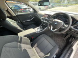 サービスにはドイツ本国と同様に教育と訓練を受け、BMWを知り尽くした「マイスターメカニック」が数多く在籍しております。納車前点検整備で、お客様に安心と安全をお届けいたします。