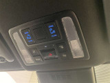 両側パワースライドドア付きだから、狭い駐車スペースなどでの乗り降りもラクラク♪小さなお子さまのいるご家庭には嬉しい装備。