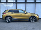 自動車保険も純正のクオリティを。BMWの正規ディーラーのみが取り扱い可能な、BMW専用自動車保険。専任のスタッフが皆様のカーライフを24時間365日サポート致します。