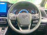 【純正革巻きステアリング】上質な革を使用することで、手にしっかり馴染みとても運転しやすいハンドルです♪