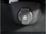 シガーソケットが付いているので、車から電源を取ることが出来ます!