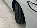 タイヤサイズは215/55R17!残り溝は4ミリ程度です!