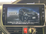 【大画面ナビ】人気の大型10インチナビを装備。存在感のある大画面はインパクト大!ナビ利用時のマップ表示は見やすく、テレビやDVDは臨場感がアップ!いつものドライブがグッと楽しくなります♪