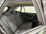 ゆとりある広々とした車内空間は、ドライブを始め買い物やレジャーなど、幅広く活躍します。一人でもみんなとでもお出かけを楽しみましょう!