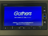 純正メモリーインターナビ付きです!CD・DVD再生、ミュージックサーバー、フルセグTV視聴、Bluetooth・ミュージックプレーヤー接続可能です!