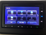 ドライブの必需品。見やすい・使いやすいHonda純正のメモリーナビを搭載。