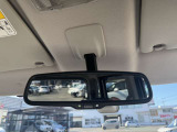 【買い取り】お車の買い取り、下取もご相談ください!買い取りにも力を入れており、当店自慢のディーラーがご納得のお値段で買いとらせていただきます。まずは、ご相談だけでも頂ければ嬉しいです!