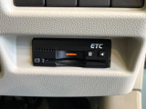 【ETC】高速道路の料金所をストレスなく通過!話題のスポットやサービスエリアに多い「スマートIC」利用時は必須のアイテムです。当店でセットアップを実施、ご納車当日からすぐにご利用いただけます!