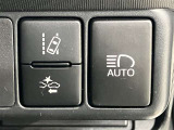 当社の車は納車前にしっかり点検・整備してお届けになります。全国5,000箇所対応のトヨタロングラン保証付!