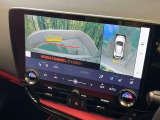 【パノラミックビューモニター】専用のカメラにより、上から見下ろしたような視点で360度クルマの周囲を確認することができます☆死角部分も確認しやすく、狭い場所での切り返しや駐車もスムーズに行えます。