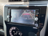 [アラウンドビューモニター]車両を上から見たようなカメラで周りの障害物などが一目瞭然!駐車が苦手な方でも、らくらく駐車♪