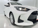 明るいライトが夜道を明るく照らしてくれます。 運転する上で、道路状況をいかに早く認識できるか重要なポイントです。 白色光が暗い道も明るく照らしてくれますよ。