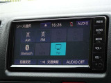 CD・ブルートゥースを使用することができます。