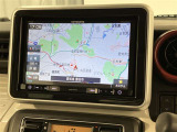 タッチパネル式で使いやすく、お出かけもラクラクです。
