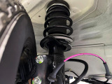 お車を安心してお乗りいただく為には、足回りの定期点検が欠かせません。サービスサポート(有償保証)では無料点検もご提供しており、安心のカーライフをお過ごしいただけるサポート体制が整っています。