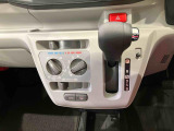 納車前にはプロのメカニックが、各部の点検を行います。ディーラーにしか出来ない品質、そしてサービスできっと満足していただけると思います!