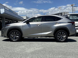 NX 200t Fスポーツ 