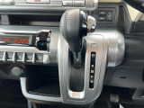 展示場では実際に見て、触ってお車をお選びいただけます!知識の豊富な営業スタッフが様々なカーライフをご提案いたします!