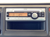 CDプレーヤー搭載で、ドライブ中もお気に入りの音楽を楽しめます。