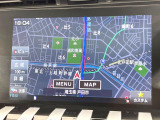 ●純正ナビ:一体感のあるナビは、高級感ある車内を演出してくれます。オーディオ機能も充実しておりますので、運転もより楽しめます♪