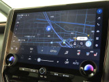 メーカー装着のディスプレイオーディオを装備しております。