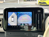 【全周囲カメラ】真上から車を見たようにモニターで確認ができる。是非実際の車で体感してみてください。