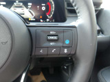 プロパイロットは高速道路の運転で、アクセル、ブレーキ、ハンドルの操作をクルマがアシスト。ドライバーの負担を軽減します。