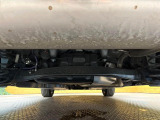 下回りがきれいなうちに、防錆加工の施工がオススメ。降雪地域はもちろん、沿岸部にお住いの方や、趣味でマリン・ウィンタースポーツをされる方にご好評いただいております。お車を安心してお乗りいただく為には、足
