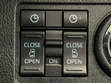 【両側パワースライドドア】両側がパワースライドドアになっており、運転席のスイッチやスマートキーでも開閉が可能です!開口部も広いので乗り降りも楽々♪