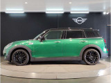 気密性の高いMINIは外観のかわいらしさとは裏腹に、外の雑音を遮り、高級感のある快適なドライブをお楽しみいただけます。