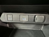 シガーソケット用の充電器が使用可能です!