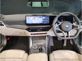 アウトバーンでの走行を見据えたBMWのブレーキシステムはもしもの時にもいち早くマシンを停止してくれます。