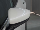 【ドアミラーウインカー】格好良さだけではなく対向車両からの視認性もよく安全に走行する為の安全装備のひとつです。
