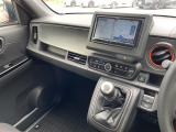 店舗にて現車の確認もいただけますので、お電話で在庫のご確認の上是非ご来店くださいませ。