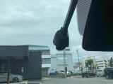 もう無くてはならない、ドライブレコーダーが搭載済みです!あおり運転等の抑制にもなりますし、万が一の時もこれでバッチリ確認できます!