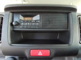 社内のオアシス的存在であるFM/AMラジオを装備☆