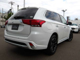 アウトランダーPHEV 2.0 G ナビパッケージ 4WD 