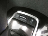 トラクションコントロール装備です。すべりやすい路面での発進時や加速時にタイヤの空転を抑え、駆動力確保に貢献する機能です。詳細は販売店スタッフまでおたずねください。