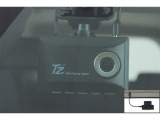 ドライブレコーダー(TZ-DR210)装備してます。フロントとリヤーのカメラで録画しているので万が一の時の記録で安心です。